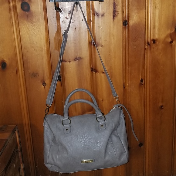 Steve Madden Handbags - GORGEOUS GRAY &GOLD STEVE MADDEN PURSE SHOULDERBAG